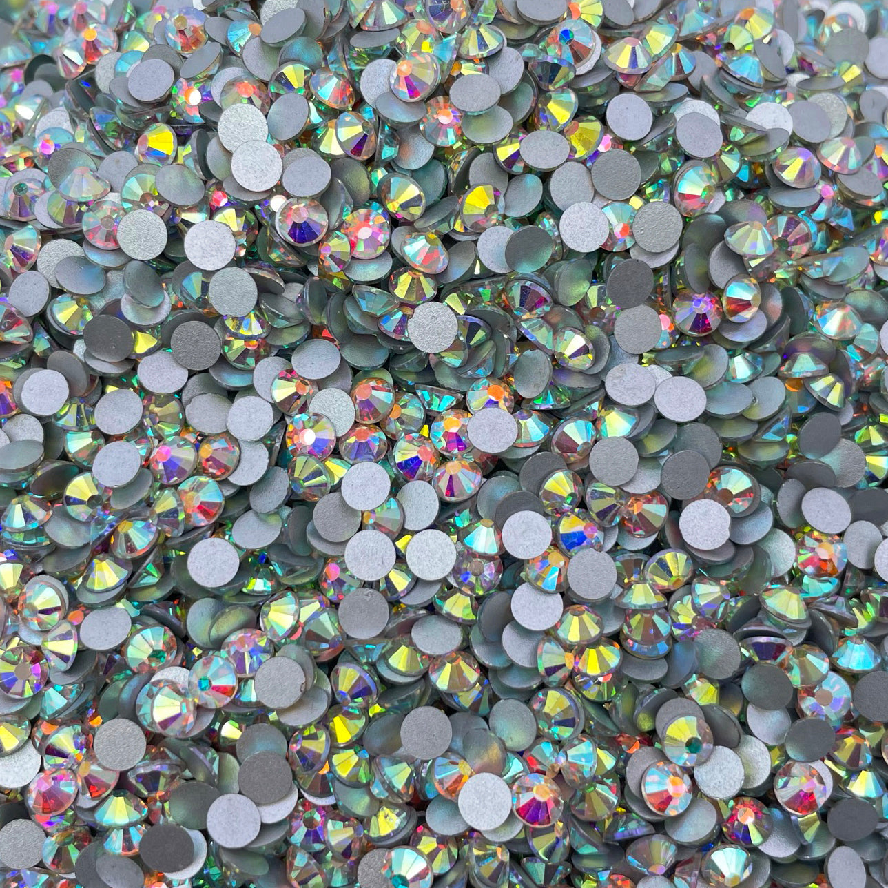 High Quality flatback rhinestones: Color - Crystal AB