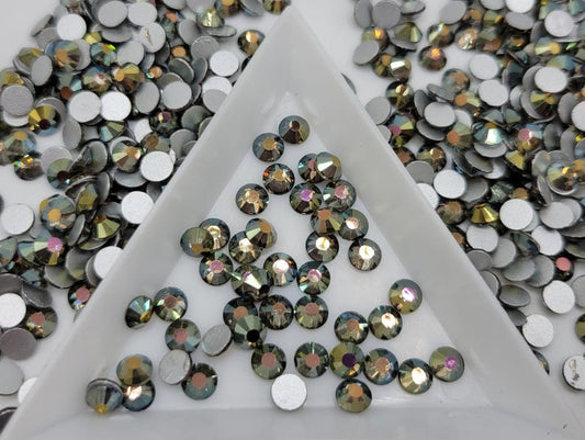 High Quality flatback rhinestones: Color - Shiny Brown