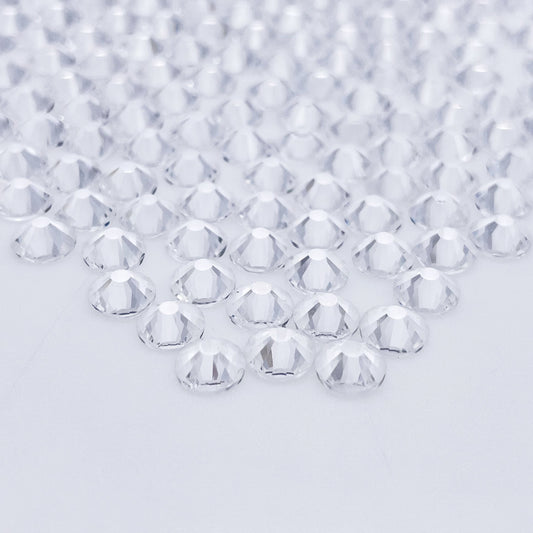 High Quality flatback rhinestones: Color - Transparent Clear