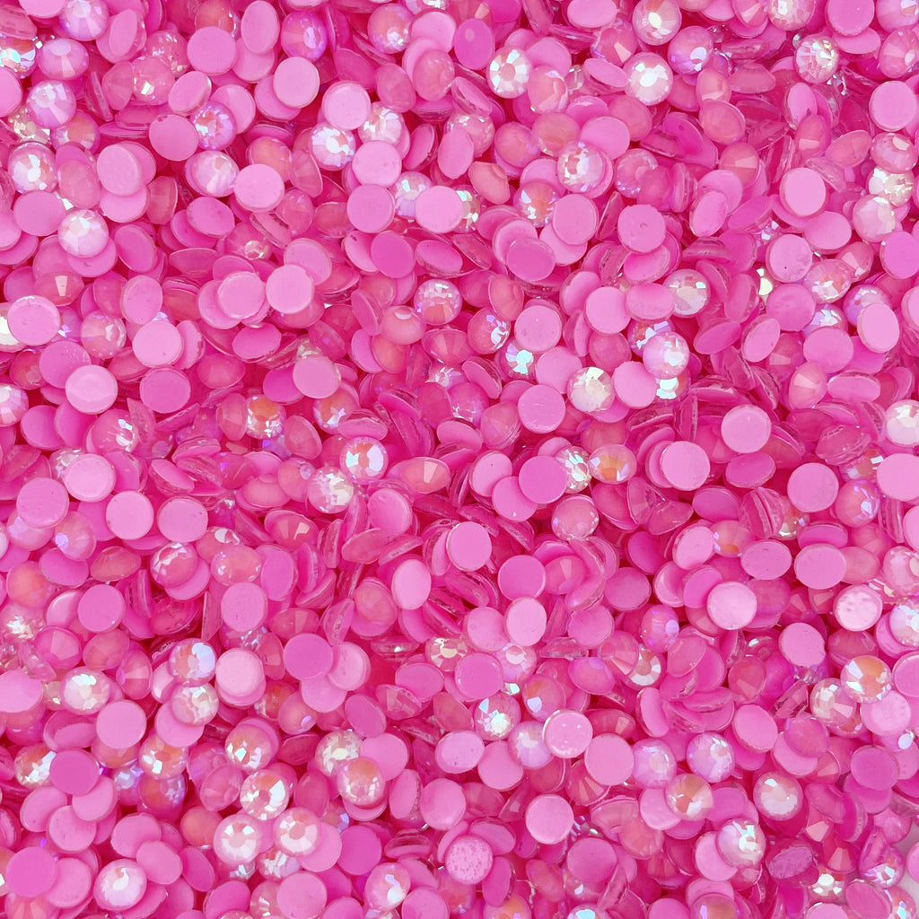 Close-up of Light Pink Luminous glass rhinestone facets and flat back