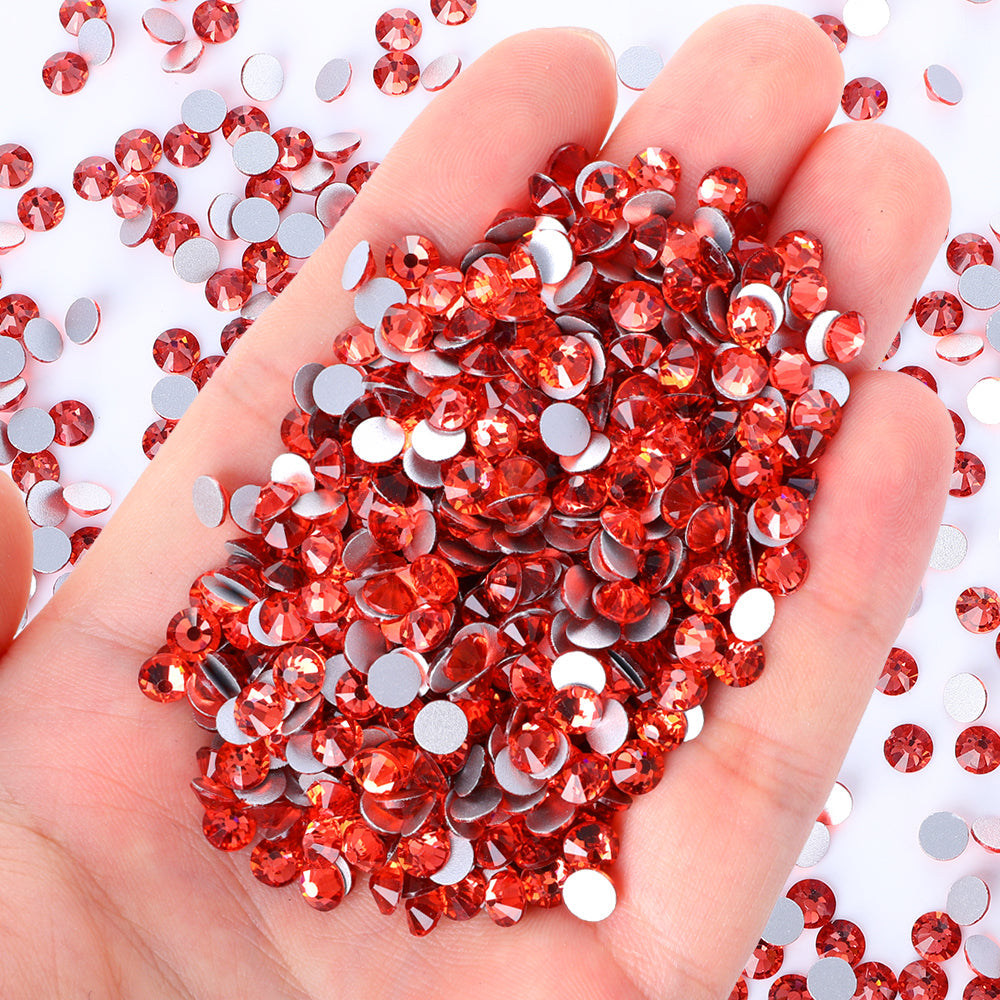 Close-up of Padparadascha glass rhinestone facets and flat back