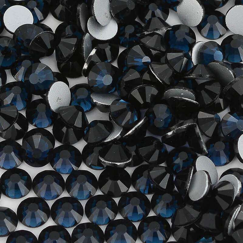 Montana non-hotfix flatback glass rhinestones — loose crystal swatch